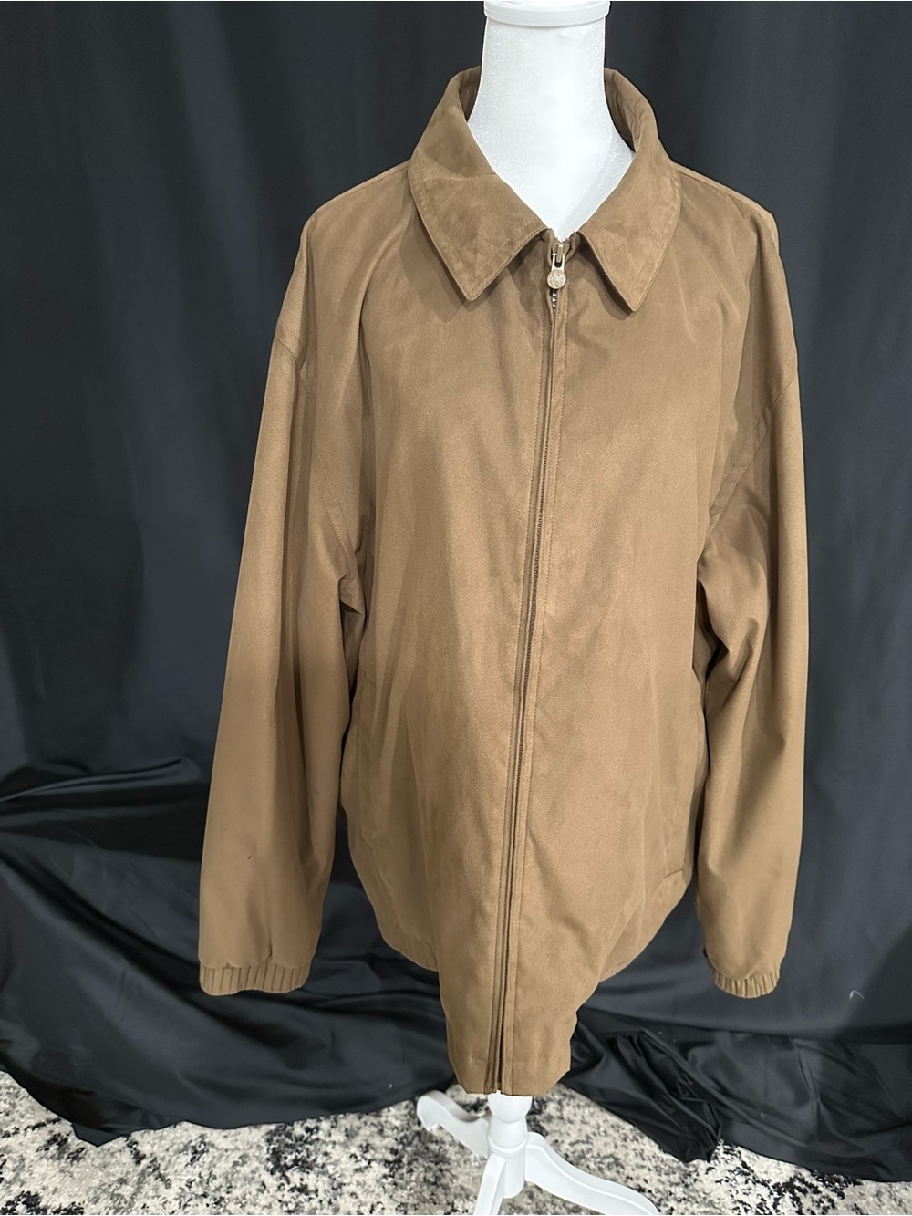 RAINFOREST Lightweight Zip-Front Jacket in Brown